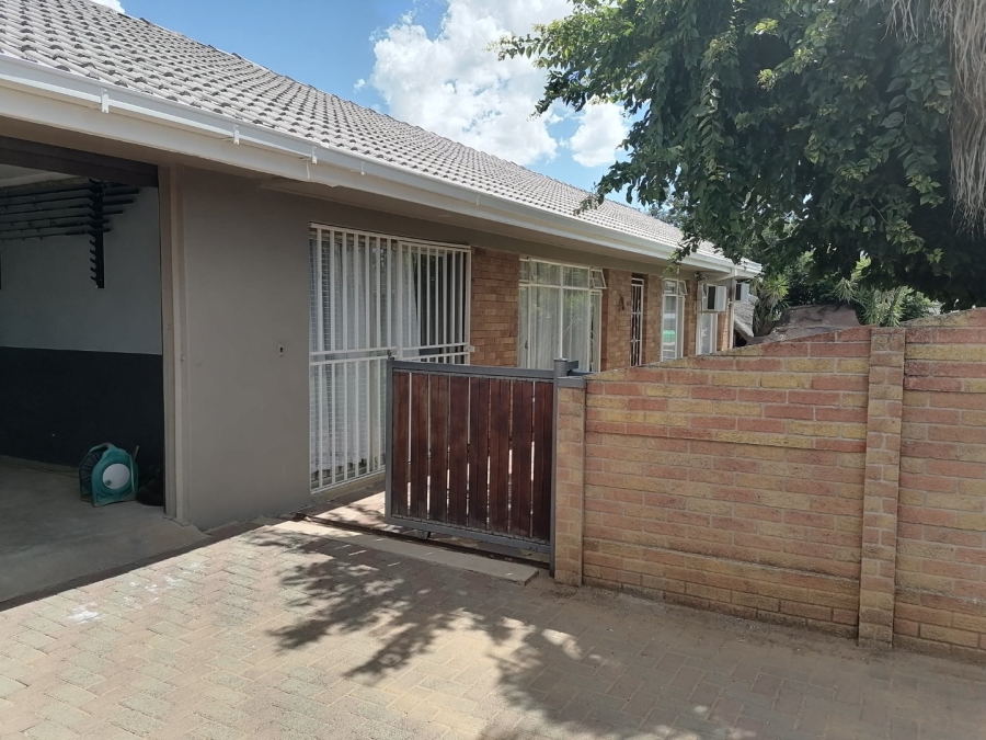 4 Bedroom Property for Sale in Fauna Free State